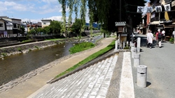 Miyagawa Morning Market Street (photo)