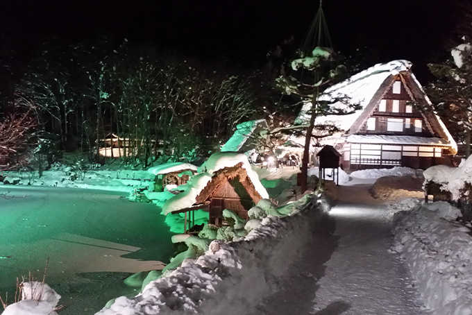 Winter Illumination of Hida-no-sato (photo)