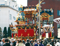 Spring Takayama Festival (photo)