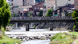 Pont Kajibashi [Générique / Épisode 18] (photo)