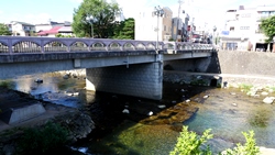 Pont Yayoibashi [Générique / Épisodes 11 et 18] (photo)