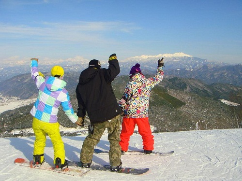 Mondeus飞騨位山雪公园 (照片)